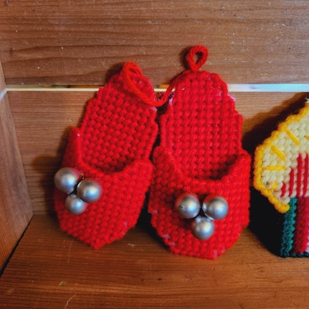 Vintage Needlepoint Christmas Tree Ornaments Canada Goose Kitschy Eclectic - Picture 6 of 7